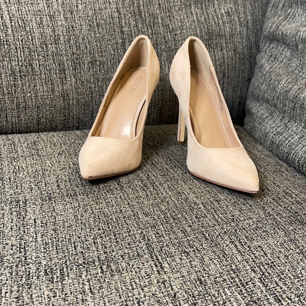 Light pink/nude heels 👠 by Abound